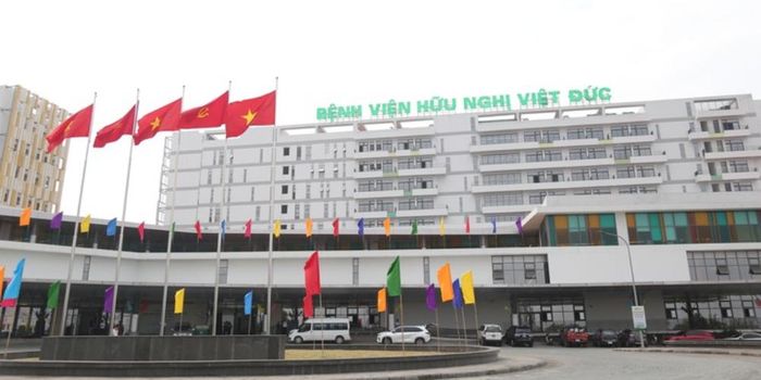 Việc đưa Bệnh viện Hữu nghị Việt Đức cơ sở Ninh Bình vào hoạt động có ý nghĩa quan trọng trong chiến lược nâng cao năng lực hệ thống y tế.