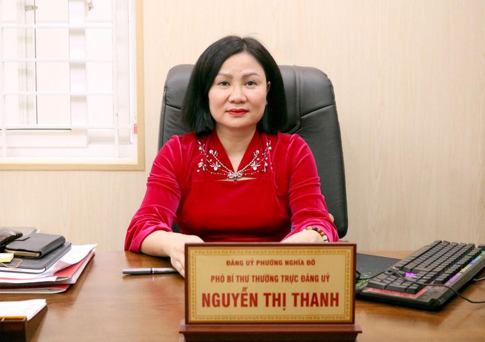 Bà Nguyễn Thị Thanh, Phó Bí thư Thường trực Đảng ủy phường Nghĩa Đô. Ảnh: MT