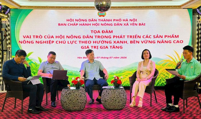 Các chuyên gia, nhà khoa học và doanh nghiệp thảo luận tại tọa đàm. Ảnh: Nguyễn Thủy