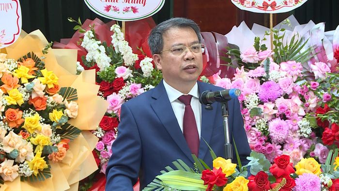 PGS.TS Nguyễn Quốc Huy - Giám đốc Học viện Y - Dược học cổ truyền Việt Nam phát biểu nhận nhiệm vụ.