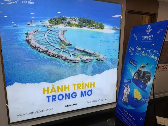 Các đối tượng đã xây dựng kịch bản, tổ chức hội thảo để bán hợp đồng kỳ nghỉ nhằm chiếm đoạt tài sản. Ảnh: CACC.