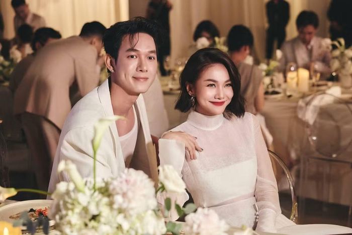 Thanh Hằng hội ngộ Song Luân, gây bất ngờ với diện mạo mới. Nữ diễn viên và bạn diễn trong “Mẹ chồng” năm xưa - trò chuyện say sưa sau thời gian dài không gặp mặt