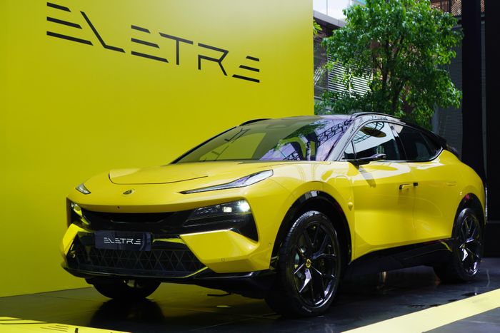  Lotus Eletre là một trong những mẫu xe thuần điện của thương hiệu trong lần chào sân thị trường Việt. Ảnh: Đan Thanh. 