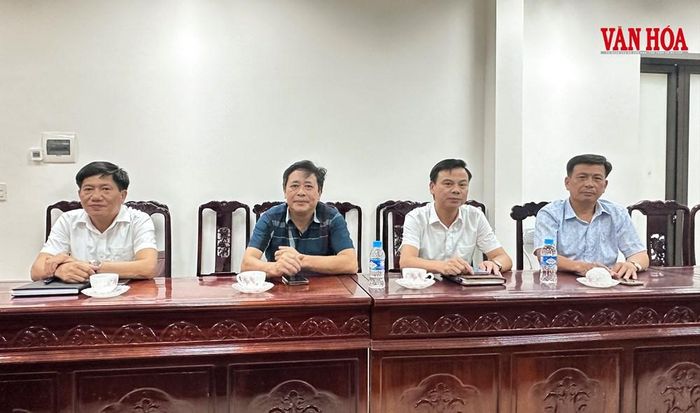 Trước đó, sau khi tiếp nhận phản ánh của Văn Hóa, Ban giám đốc Công ty TNHH MTV Thủy lợi Hà Tĩnh đã tổ chức làm việc, nêu những khó khăn trong quá trình quản lý, vận hành hệ thống kênh dẫn Thủy lợi Ngàn Trươi - Cẩm Trang