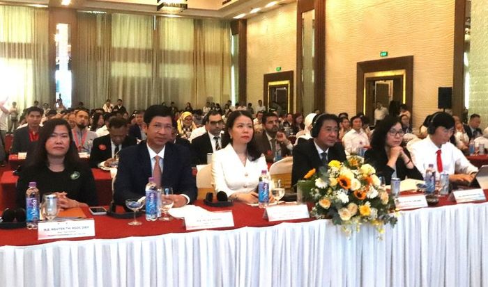 Thứ trưởng Hồ An Phong và các đại biểu tại Hội nghị
