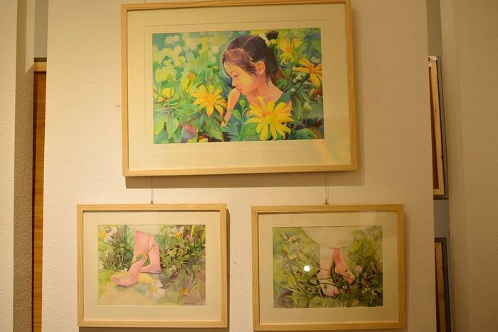 Họa sĩ Lê A giới thiệu đến công chúng một số ký họa về hoa của Đà Lạt
