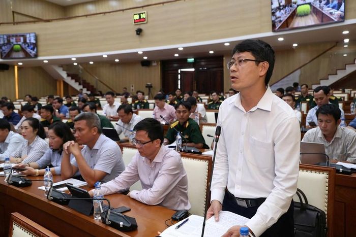 Đại biểu tham gia ý kiến tại Hội nghị