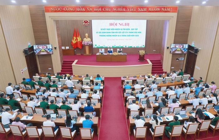 Quang cảnh Hội nghị sơ kết đánh giá kết quả thực hiện nhiệm vụ tìm kiếm, quy tập và xác định danh tính hài cốt liệt sĩ 6 tháng đầu năm 2026