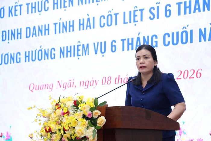 Bà Y Ngọc, Phó Chủ tịch Thường trực UBND tỉnh Quảng Ngãi phát biểu chỉ đạo tại Hội nghị sơ kết công tác tìm kiếm, quy tập và xác định danh tính hài cốt liệt sĩ