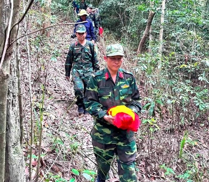 Hài cốt các liệt sĩ được đưa về Nhà linh Nghĩa trang Liệt sĩ Sơn Hòa chờ tổ chức Lễ truy điệu và an táng