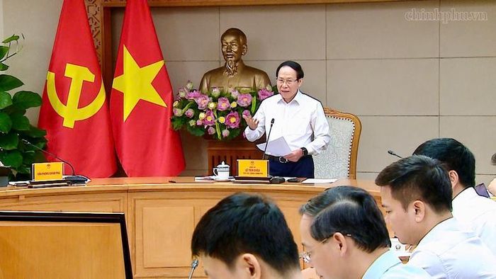 Phó Thủ tướng Lê Tiến Châu gợi ý thêm một số vấn đề trọng tâm để các đại biểu thảo luận - Ảnh: VGP/Thu Sa