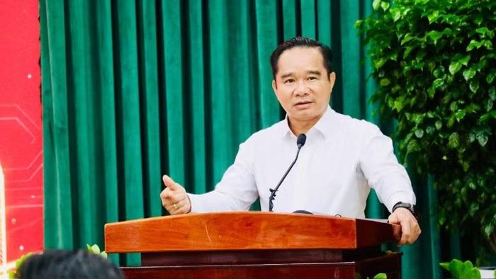 Đồng chí Nguyễn Văn Được, Ủy viên Trung ương Đảng, Phó Bí thư Thành ủy, Bí thư Đảng ủy, Chủ tịch Ủy ban nhân dân Thành phố phát biểu khai mạc hội nghị.