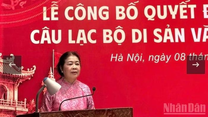 Phó Chủ nhiệm thường trực Câu lạc bộ di sản văn hóa tiếng Việt Đỗ Thị Minh Ngọc phát biểu nhận nhiệm vụ.