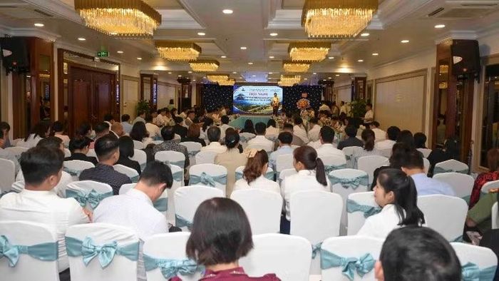 Quang cảnh Hội nghị gặp gỡ doanh nghiệp du lịch và bàn giải pháp phát triển du lịch năm 2026.