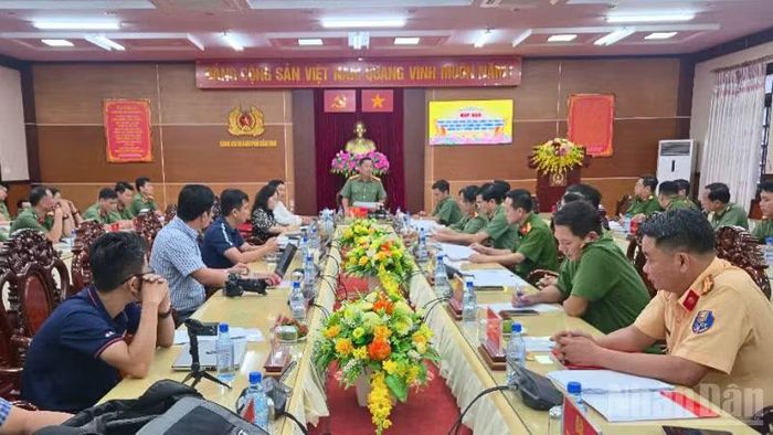 Quang cảnh hội nghị.