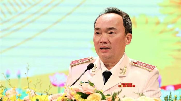 Thiếu tướng Trương Minh Đương, Giám đốc Công an tỉnh Lâm Đồng phát biểu tại buổi lễ.