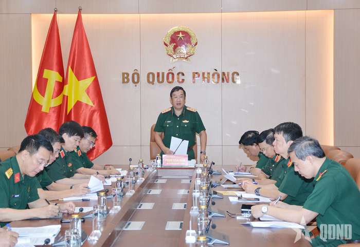 Quang cảnh buổi làm việc.