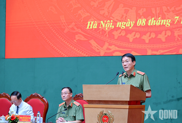  Đại tướng Lương Tam Quang, Ủy viên Bộ Chính trị, Bộ trưởng Bộ Công an phát biểu khai mạc hội thảo.