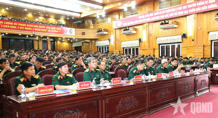  Các đại biểu dự hội nghị. 