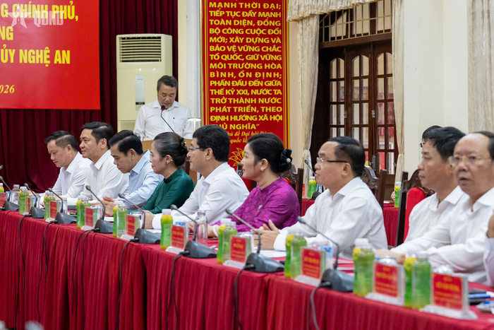 Các đại biểu dự buổi làm việc. Ảnh: VIỆT TRUNG 