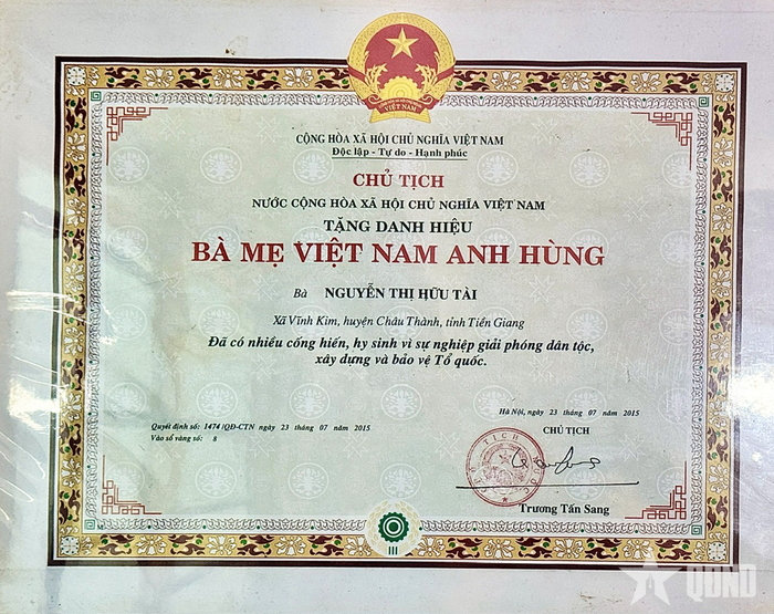 Bà Nguyễn Thị Hữu Tài được Đảng, Nhà nước phong tặng danh hiệu Bà mẹ Việt Nam anh hùng vào năm 2015.