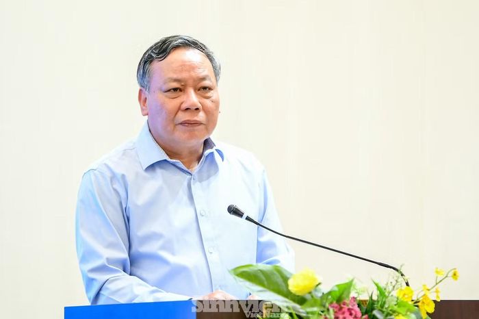 Ông Nguyễn Văn Phong - Phó Bí thư Thành ủy Hà Nội phát biểu tại Hội nghị.