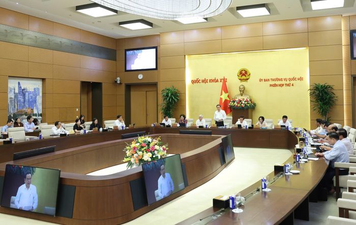  Quang cảnh phiên họp. Ảnh: QUANG PHÚC 