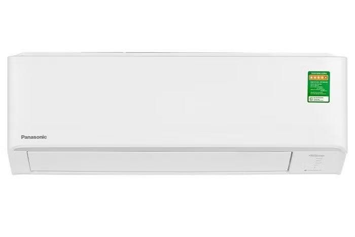 Đứng đầu danh sách là Panasonic Inverter CU/CS-PU9AKH-8 với công suất 9.040 BTU, nổi bật nhờ công nghệ Inverter kết hợp chế độ ECO tích hợp AI giúp tối ưu điện năng theo nhu cầu thực tế, đồng thời sở hữu hệ thống lọc bụi mịn Nanoe-G hỗ trợ cải thiện chất lượng không khí và khả năng điều khiển từ xa bằng smartphone, phù hợp với các gia đình sống tại khu vực đô thị.