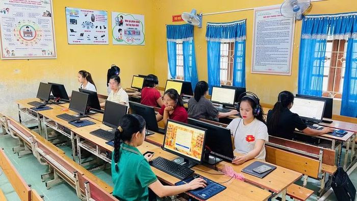 Chương trình khảo sát được thực hiện nghiêm túc, đúng quy định.