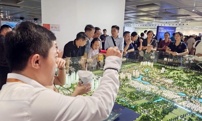 Môi giới bất động sản gặp khó trong bối cảnh doanh nghiệp địa ốc giải thể tăng mạnh. Ảnh minh họa.
