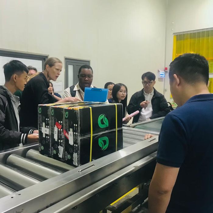 Chuyên gia APHIS (USDA) thực hiện đánh giá công nghệ X-ray tại Nhà máy Chiếu xạ Toàn Phát.
