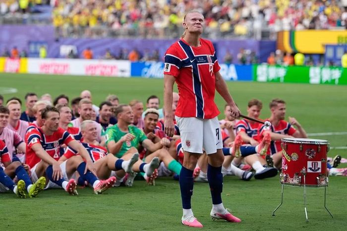 Haaland bùng nổ ngay kỳ World Cup đầu tiên ra sân.