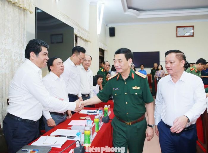 Đại tướng Phan Văn Giang tại buổi làm việc. (Ảnh: Trọng Đức).