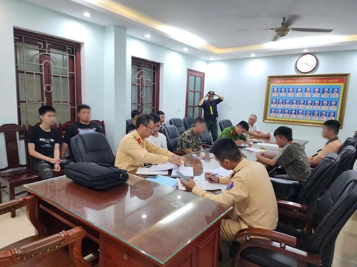 Xử lý nhiều trường hợp vi phạm pháp luật, giao thông.