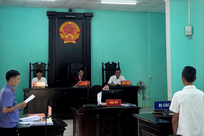 Toàn cảnh phiên tòa xét xử.