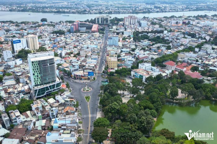 Hai cực tăng trưởng mới được kỳ vọng tạo dư địa để Đồng Nai hiện thực hóa mục tiêu tăng trưởng hai con số. Ảnh: Hoàng Anh