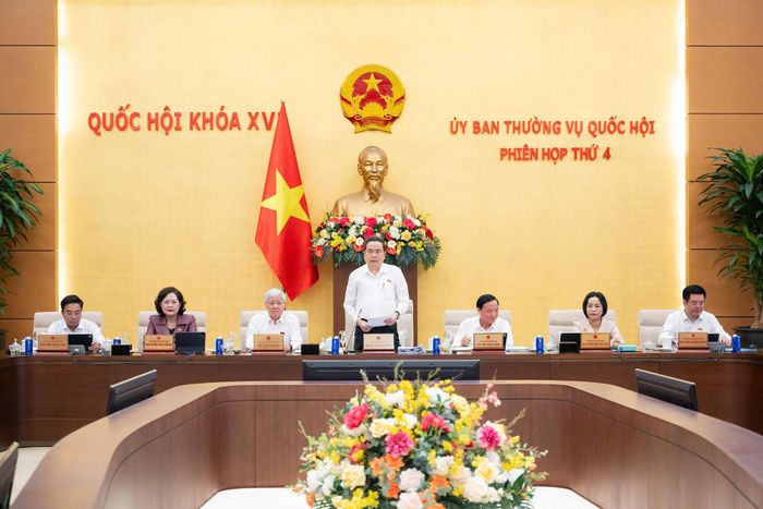 Chủ tịch Quốc hội và các Phó Chủ tịch Quốc hội tại phiên họp. Ảnh: QH