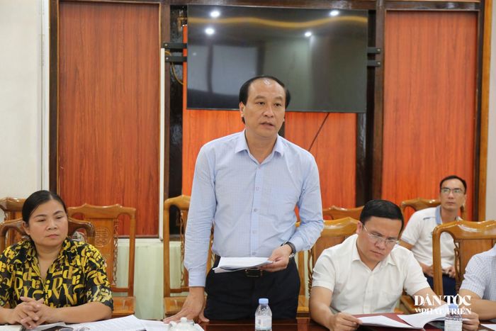 Ông Nguyễn Đăng Tĩnh - Phụ trách phòng kế hoạch tổng hợp (Sở Dân tộc và Tôn giáo Nghệ An) phát biểu làm rõ hơn một số nội dung mà Đoàn kiểm tra nêu ra tại buổi làm việc. Ảnh: Thanh Hải
