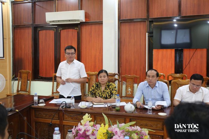 Chủ tịch UBND xã Quỳ Hợp Quán Vi Giang cho biết, địa phương xin tiếp thu những ý kiến của Đoàn kiểm tra đã nêu. Ảnh: Thanh Hải