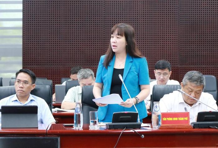 Đại diện Sở Nông nghiệp và Môi trường TP Đà Nẵng nêu một số vướng mắc trong thực hiện Chương trình MTQG trên địa bàn. Ảnh: Huy Trường