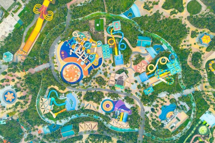 Nếu Sun Sports City Ninh Binh trở thành điểm đến của cộng đồng yêu thể thao, thì Sun World Ha Nam đã khẳng định sức hút trên bản đồ vui chơi, giải trí khi thu hút hàng trăm nghìn lượt khách trong các đợt cao điểm hè, dù mới đi vào vận hành hơn một năm. Ảnh: Ánh Dương