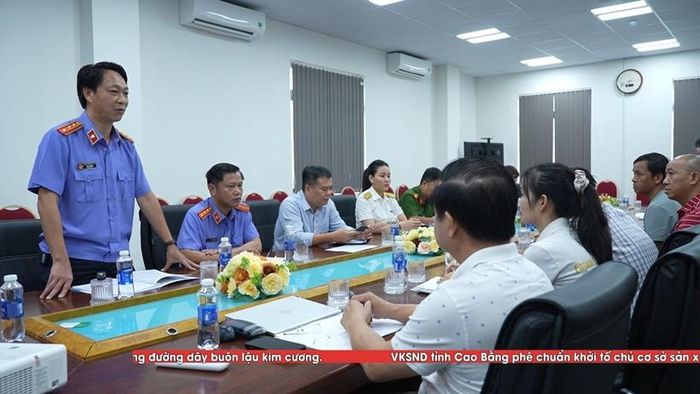  VKSND khu vưc 4, TP Đà Nẵng chủ trì buổi làm việc liên ngành giữa các cơ quan liên quan với các công ty nợ và chậm đóng BHXH.