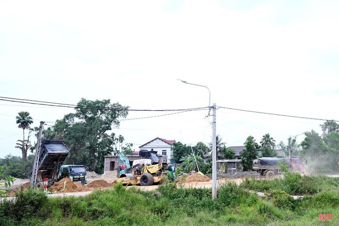 Công tác đối thoại hiệu quả góp phần đẩy nhanh giải phóng mặt bằng Dự án đường Hàm Nghi kéo dài.