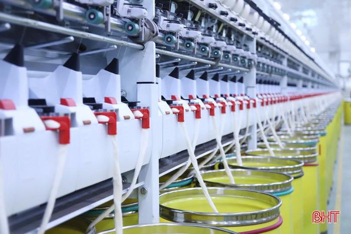 Các sản phẩm công nghiệp truyền thống ghi nhận mức tăng trưởng khá.