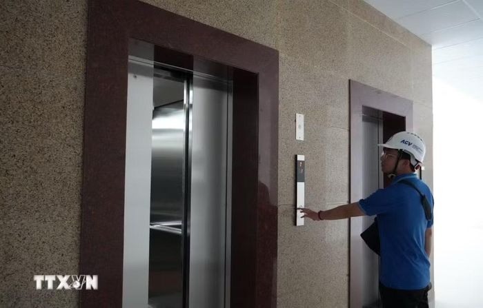 Trang thiết bị tại trụ sở Hải quan sân bay Long Thành đã lắp đặt và vận hành ổn định. (Ảnh: Công Phong/TTXVN)