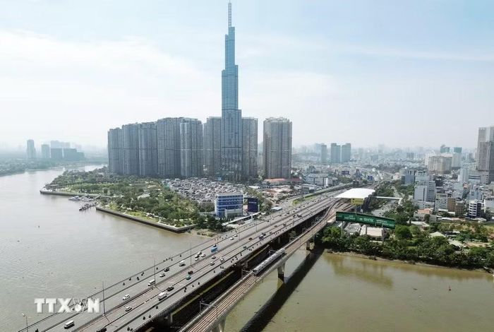 Tuyến Metro số 1 Bến Thành-Suối Tiên.(Ảnh: Quốc Khán/TTXVN)