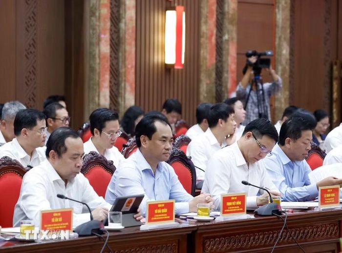 Các đại biểu tham dự cuộc làm việc. (Ảnh: Thống Nhất/TTXVN)