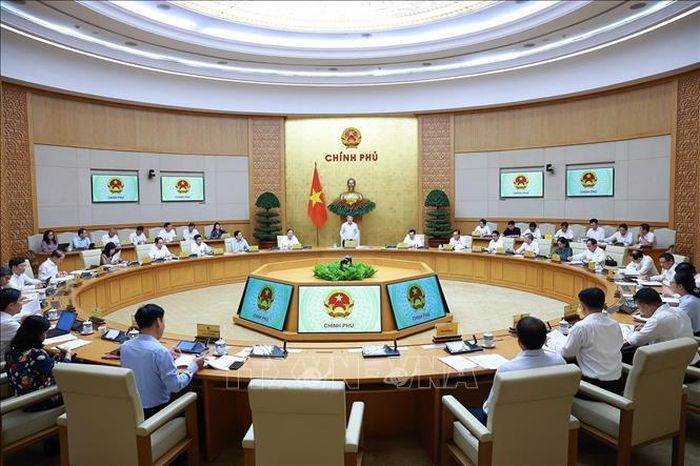 Thủ tướng Lê Minh Hưng chủ trì Phiên họp Chính phủ chuyên đề về xây dựng pháp luật tháng 7 năm 2026. Ảnh: Dương Giang/TTXVN