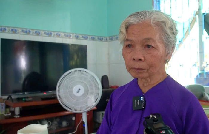 Ánh mắt bà Nguyễn Thị Lệ rưng rưng khi tâm nguyện tìm thấy người thương – Liệt sĩ Huỳnh Văn Quên sắp thành hiện thực sau 58 năm đằng đẵng.