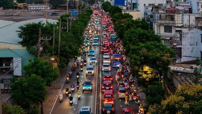 Tình trạng kẹt xe không còn mang tính thời điểm, mà diễn ra gần như mỗi ngày, và vào nhiều khung giờ khác nhau.